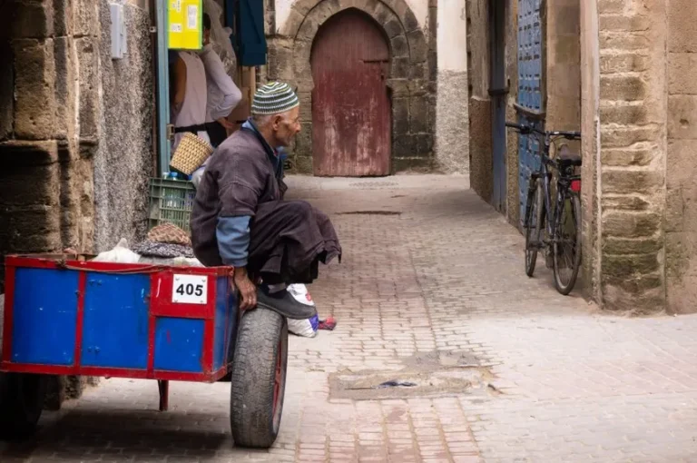rue-medina-essaouira-900x598