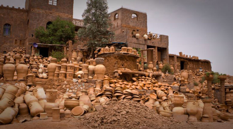 Moroccan-Artisan-Pots-In-Ourika-Valley